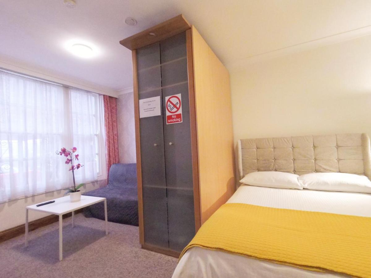 Apartment Flat 1 At 6 Taunton Mews *