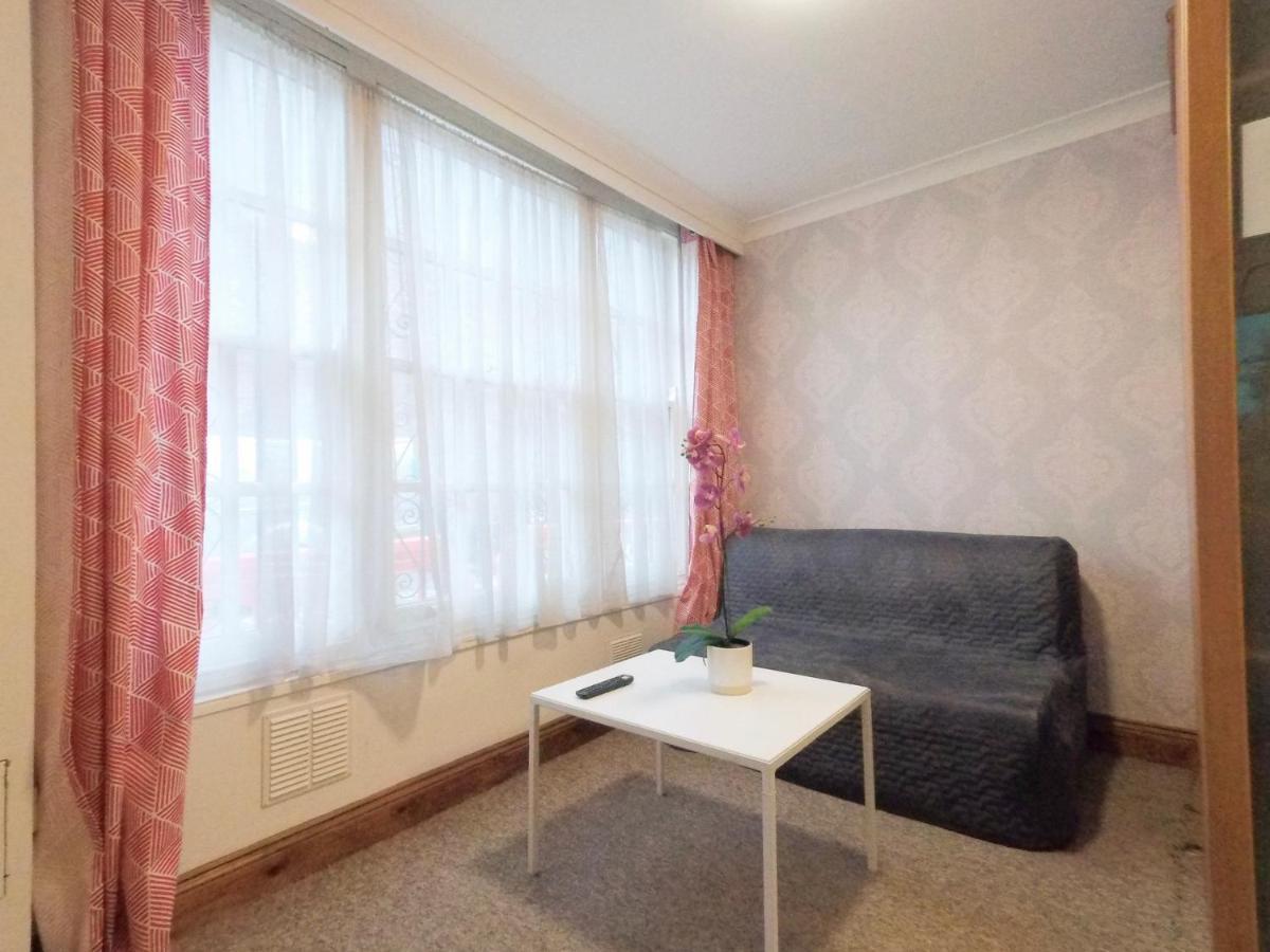 Flat 1 At 6 Taunton Mews Apartment London