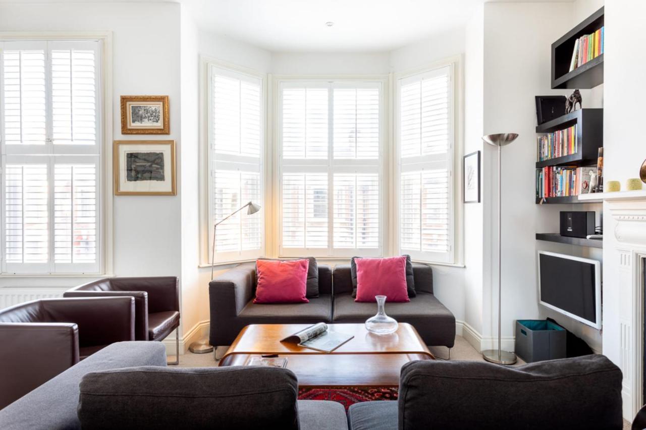 Spacious Near Portobello Road * Londres