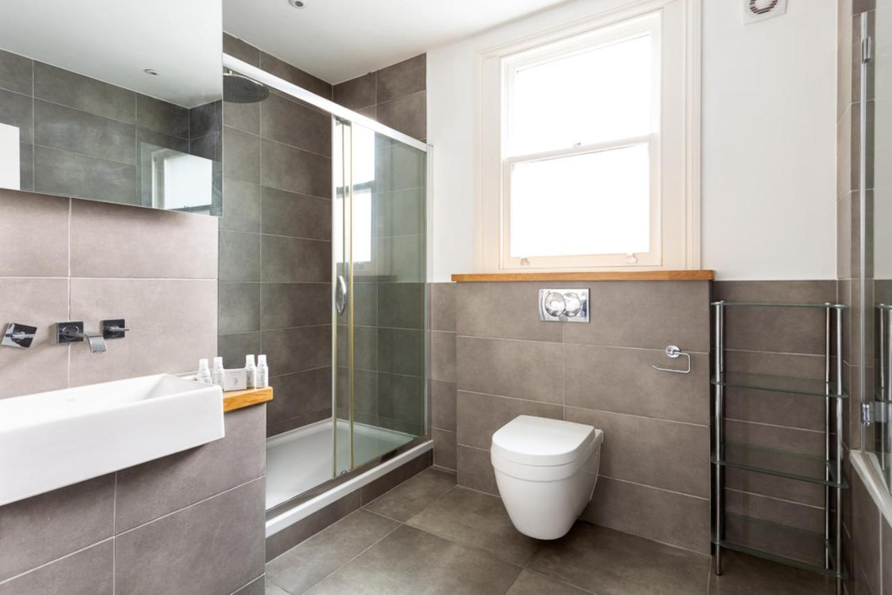 Spacious Near Portobello Road Apartamento *