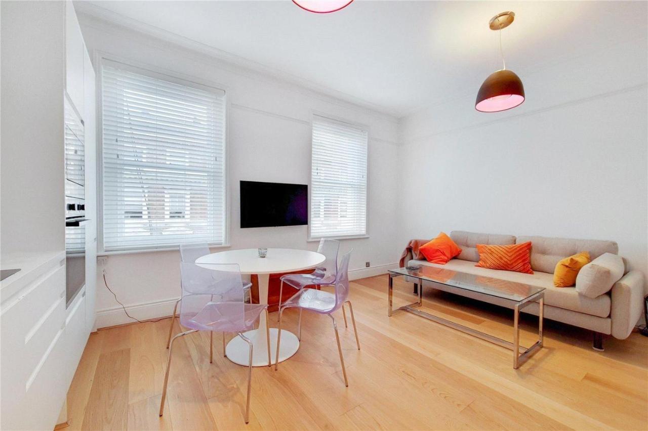 Central Apartment *