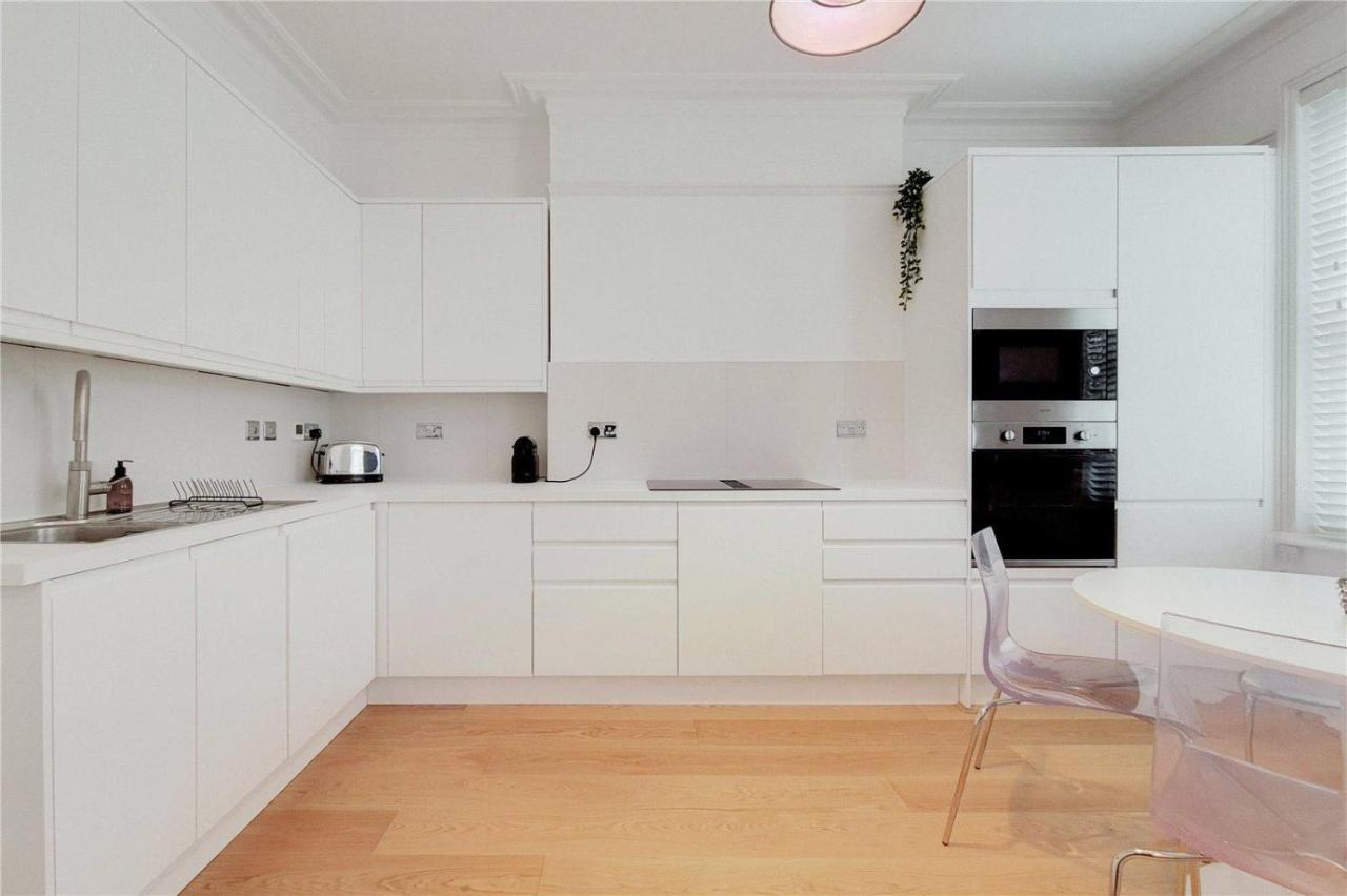 Central Apartment *