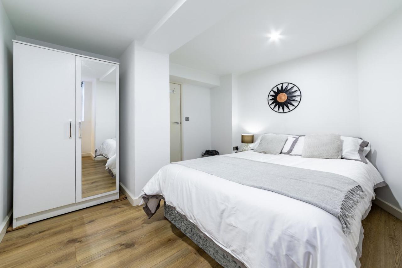 Hurdwick Place Luxury Apartment London