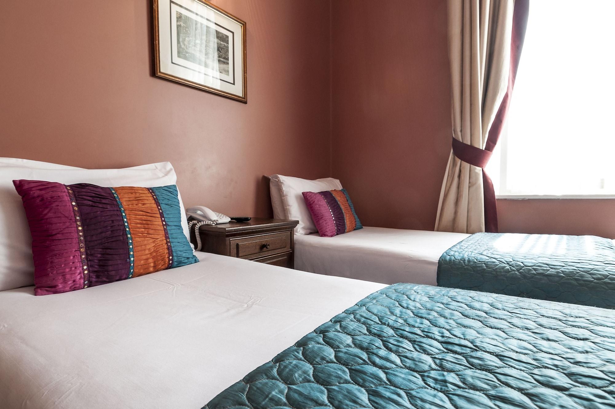 The Coronation Hotel 3*