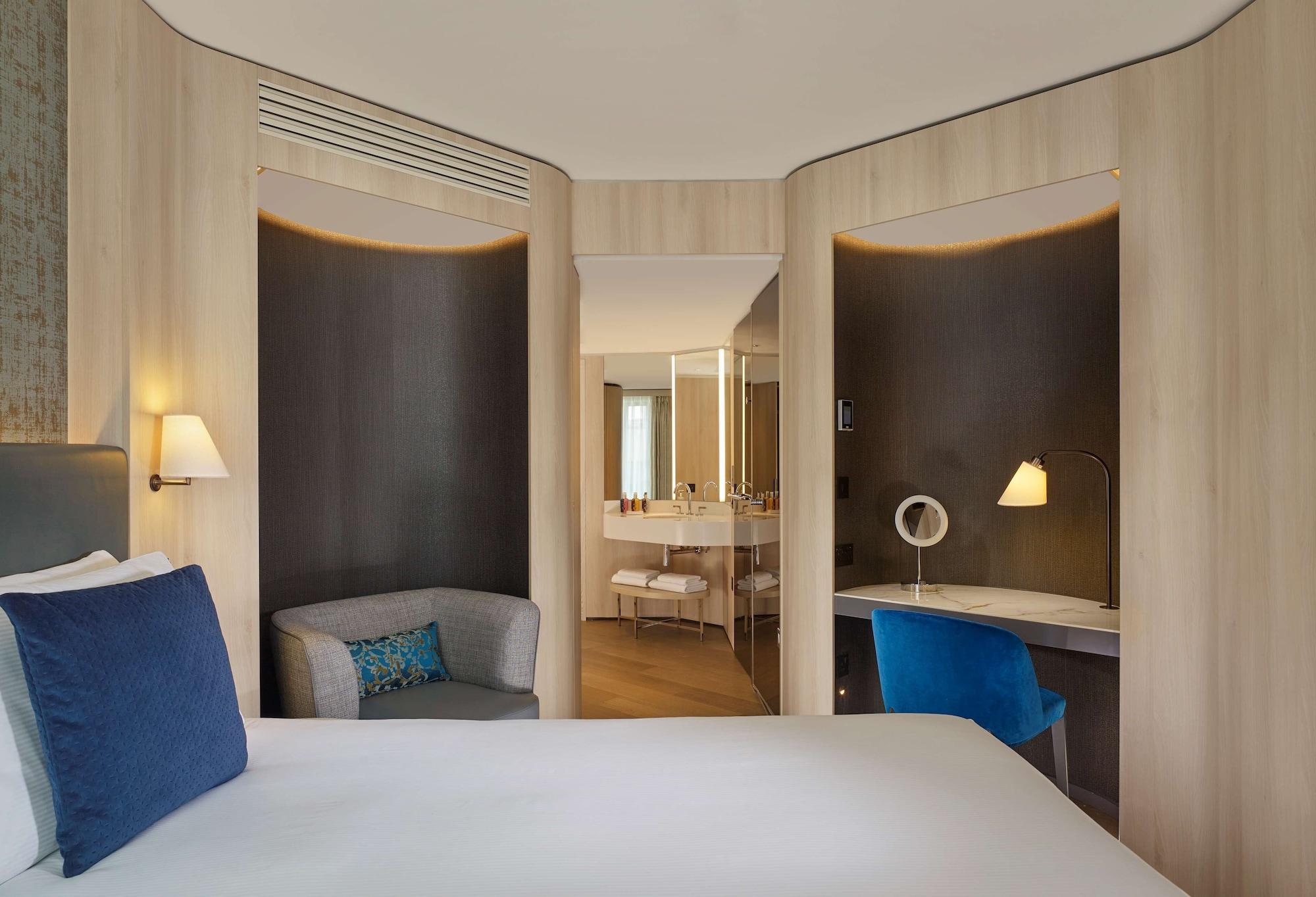 The Westminster London, Curio Collection By Hilton Hotel