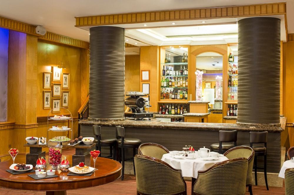 Hotel Millennium And Conference Centre Gloucester 4*