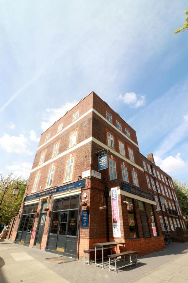 Three Falcons Hotel 4*