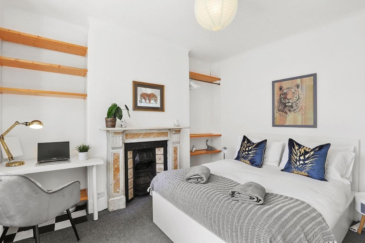 Stunning Victorian Property Near Canary Wharf! Сasa de vacaciones