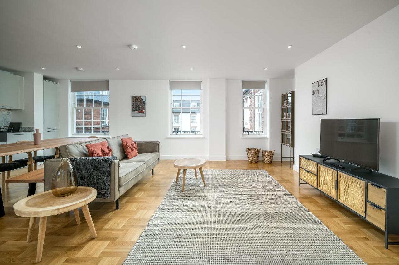 Stunning Flat Near Holland Park * Londres