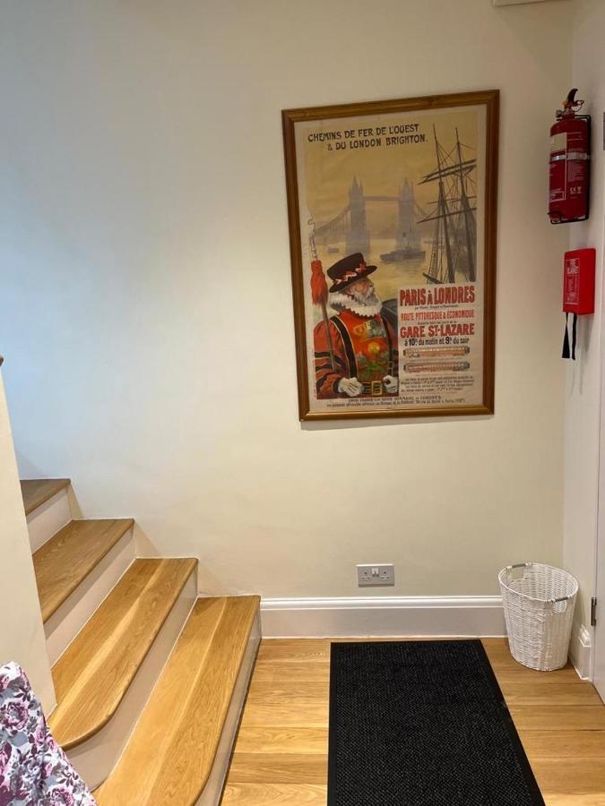Vakantiehuis Serene Townhouse With Parking Londen