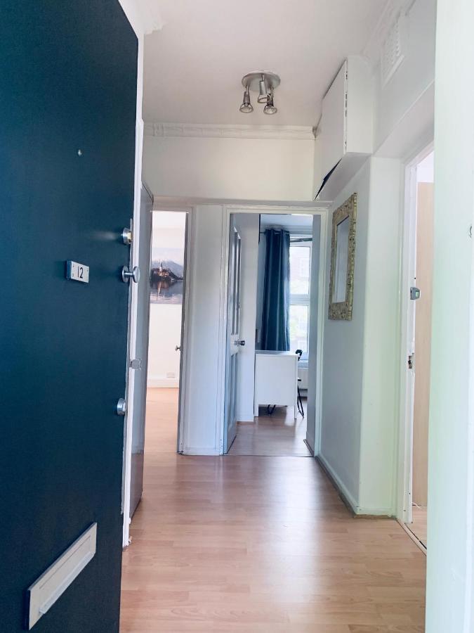 Stunning 3 Bedroom Flat In Stockwell Appartement *