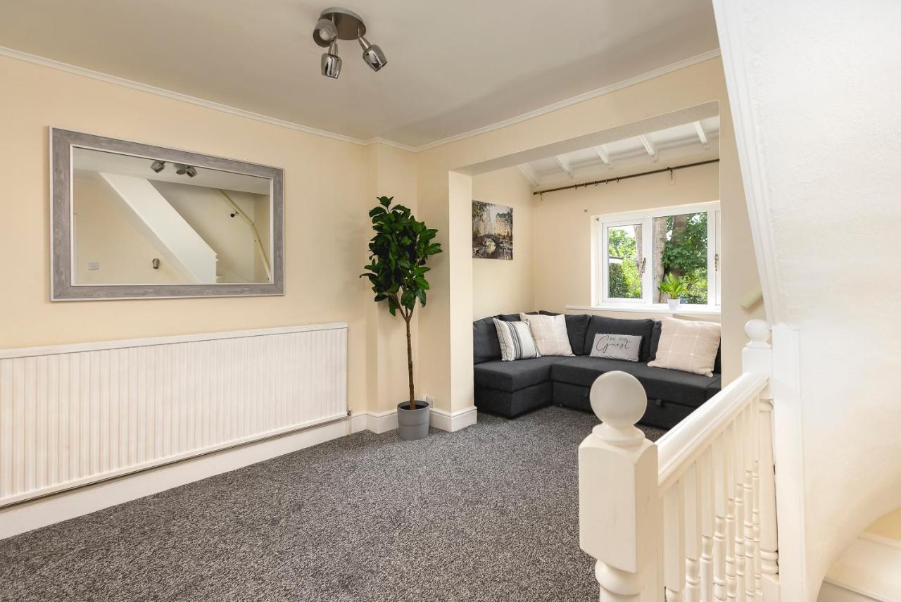 Skyvillion - 2 Bed In Finchley- 2 Mins Walk To East Finchley Tube Station Londres
