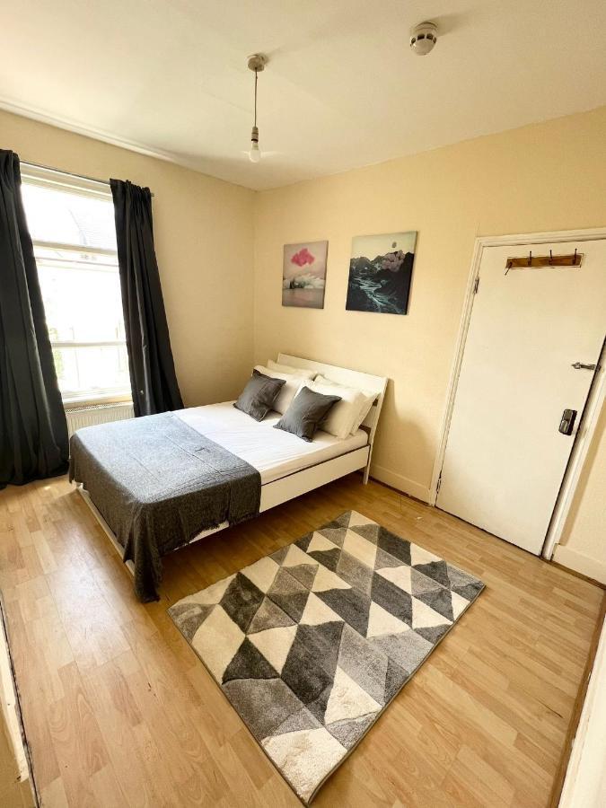 Amazing New House In London