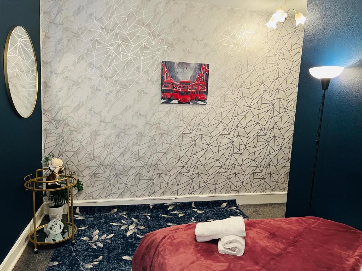 2-bedroom Living Flats Near Edgware Road Apartment London
