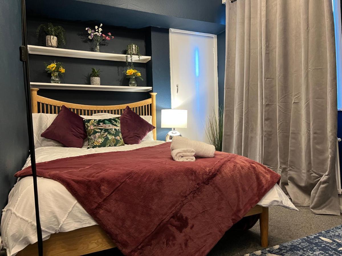 Apartment 2-bedroom Living Flats Near Edgware Road
