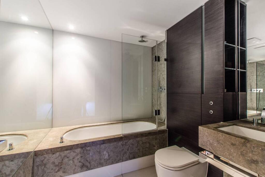 Skyview Waterside Luxury Londen