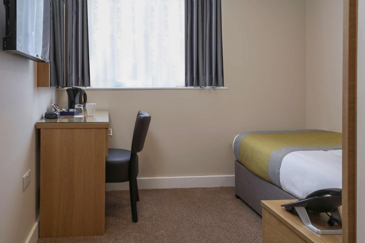 Western Northfields Ealing Hotel 3*