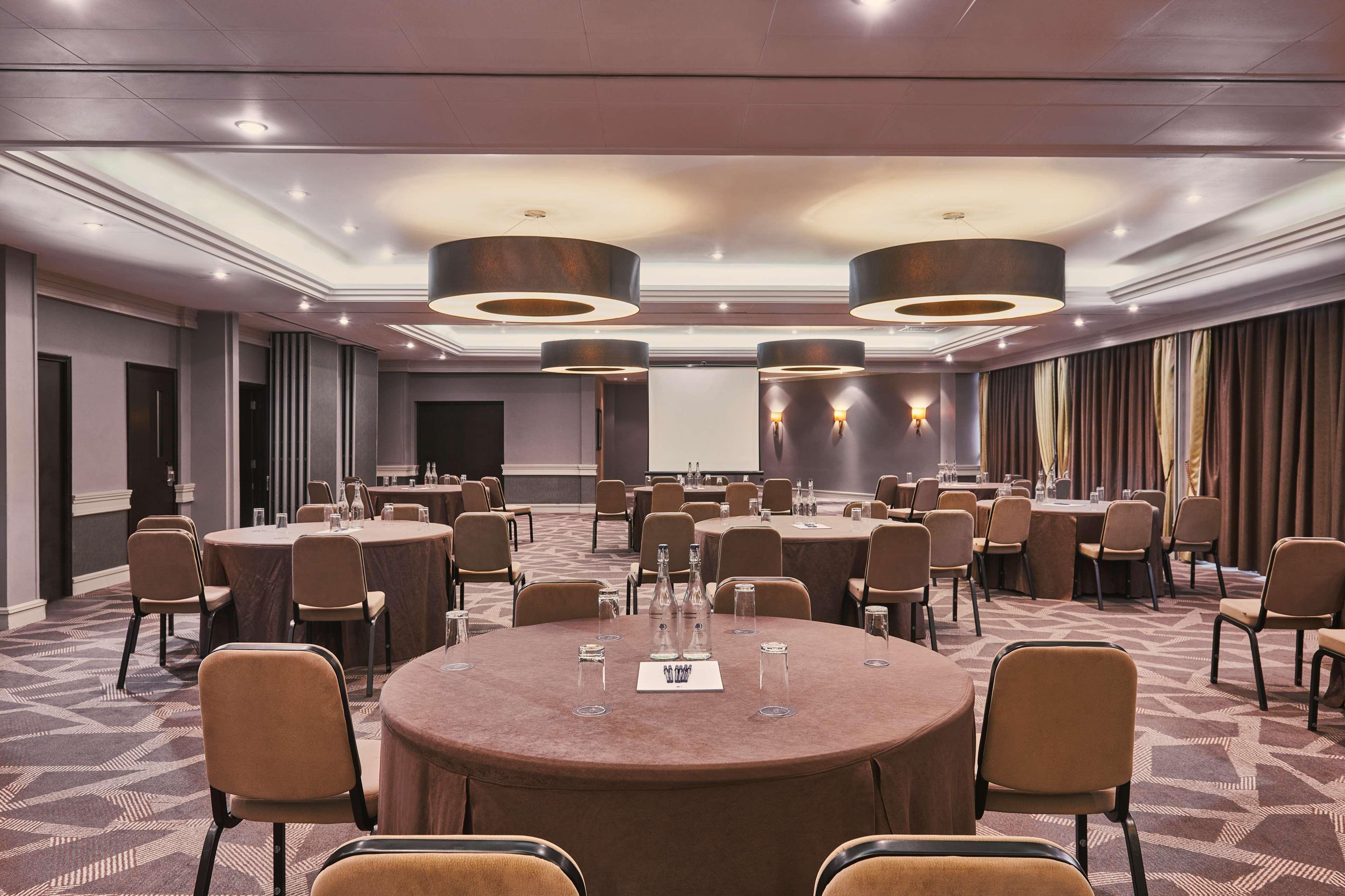 Doubletree By Hilton Ealing Hotel Londres