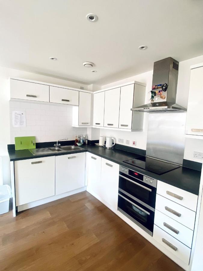 Stylish 2bed2bath Flat Roof Garden View
