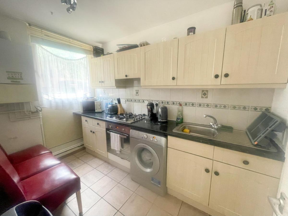 91 Stanhope Street * Londen