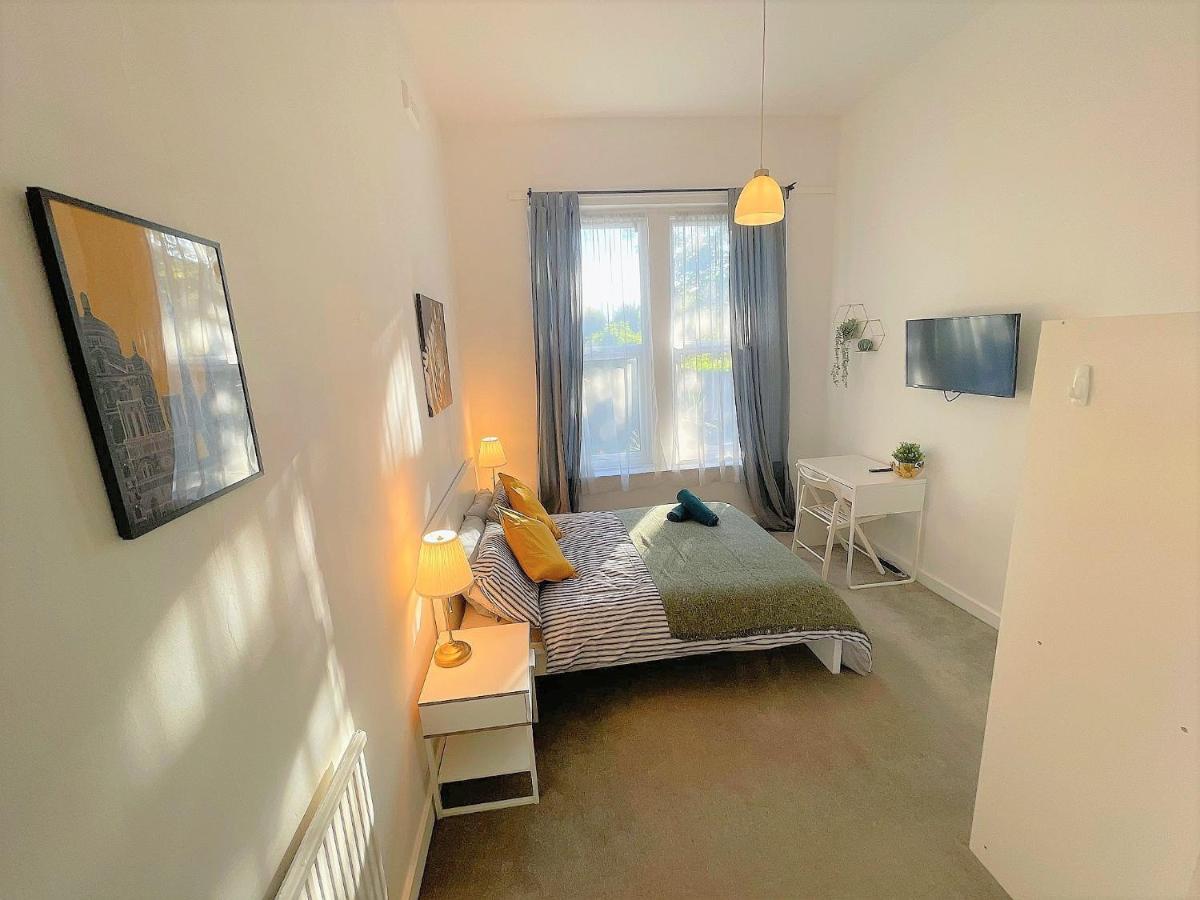 Verv Finchley Guest house *
