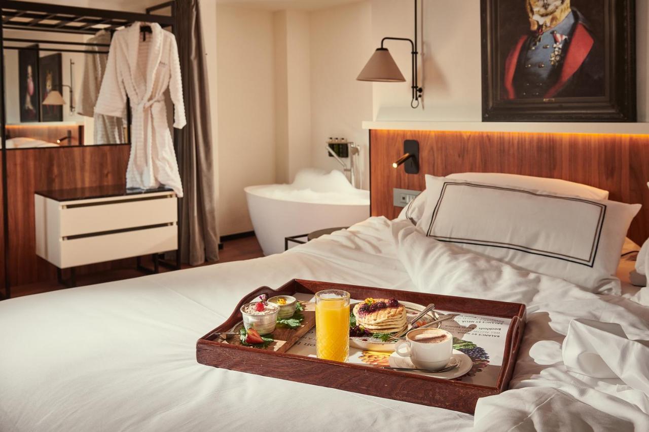 Hotel Melia White House 4*