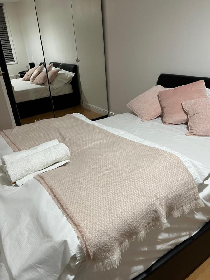 Apartment Lovely 3 Bedroom Family In Central *