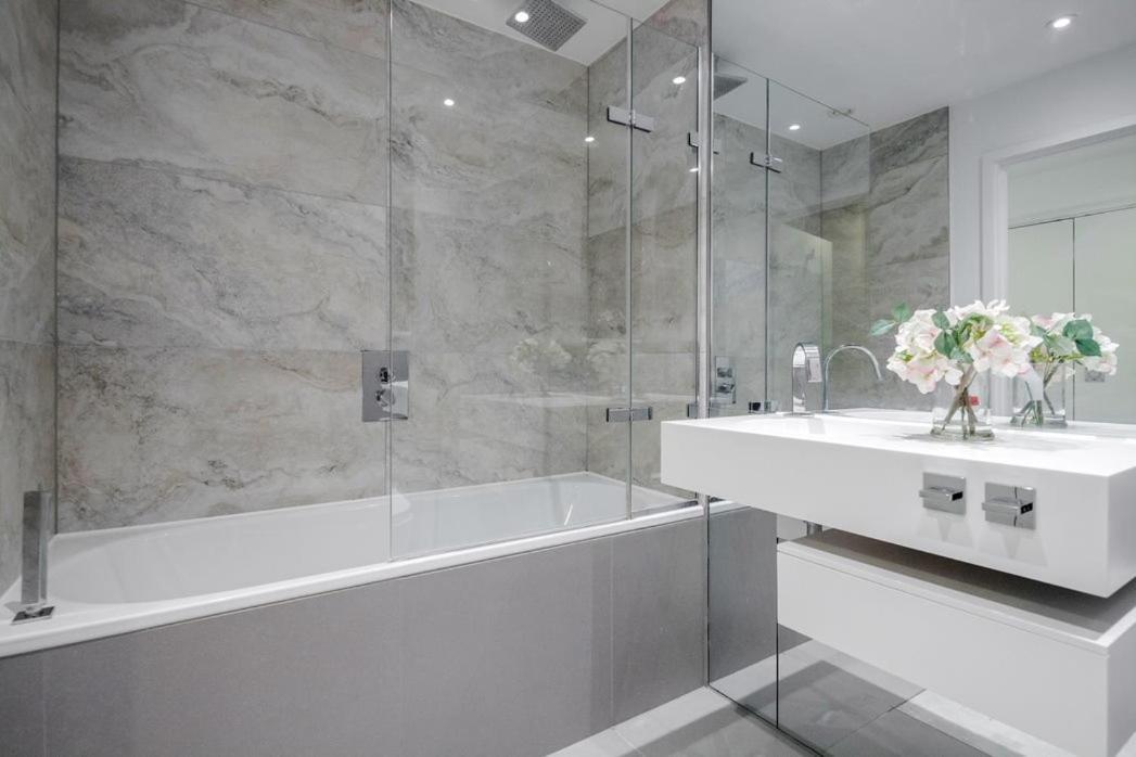 - 4-impressive Apt-city/theatre/events- Apartamento Londres