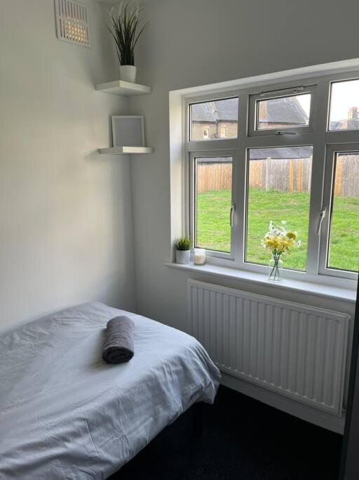 Apartment Castle Court London