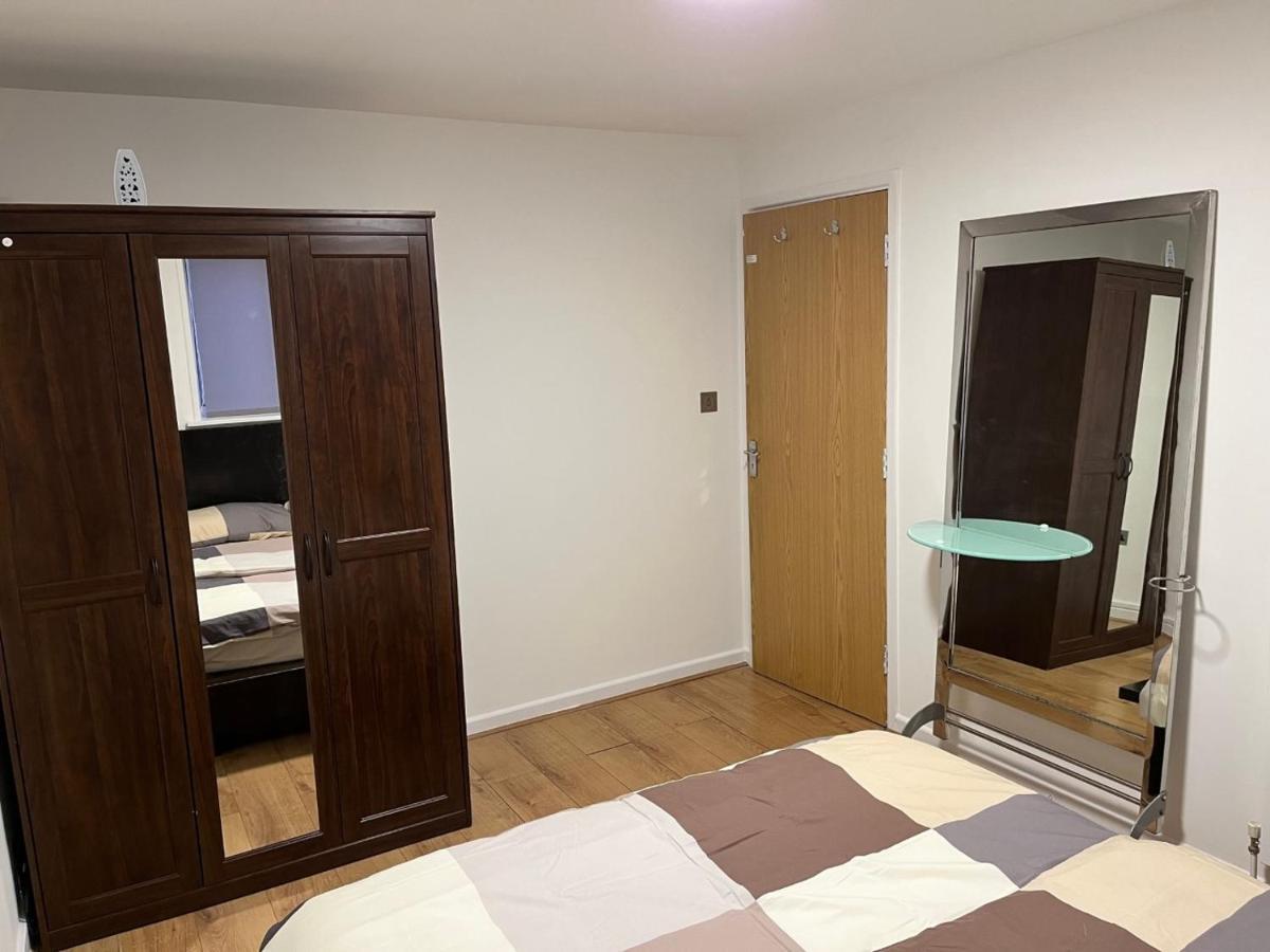 Holiday home Three Bedroom House In Tooting By Star
