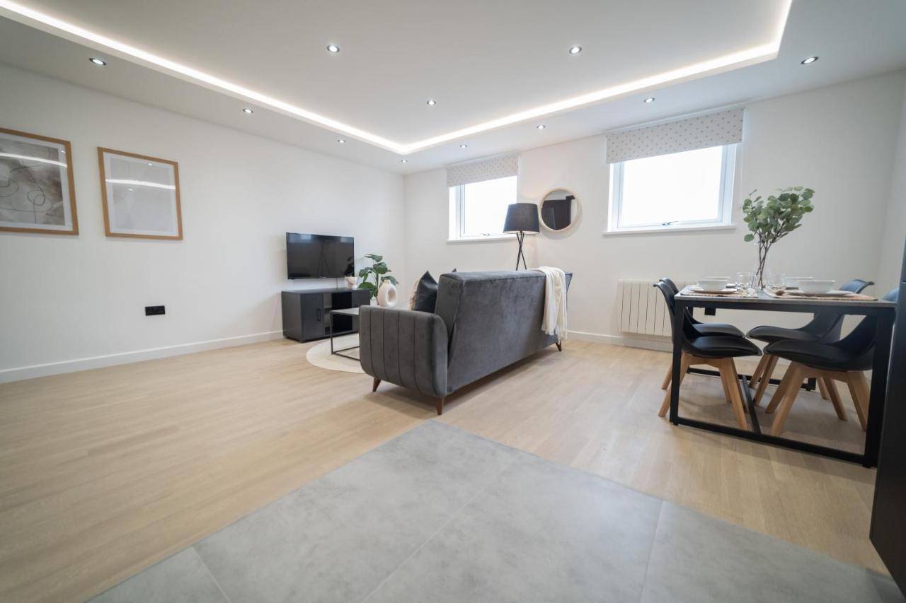 One And Two Bedroom Near Holloway Train Station By Belvilla Apartment London