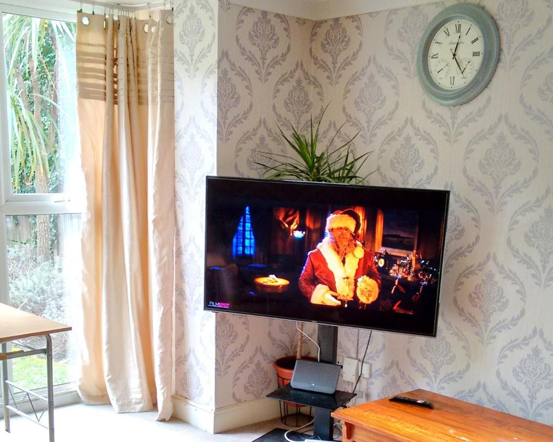 2 Bedrooms & 2 Bathrooms With An Ensuite Apartamento Londres