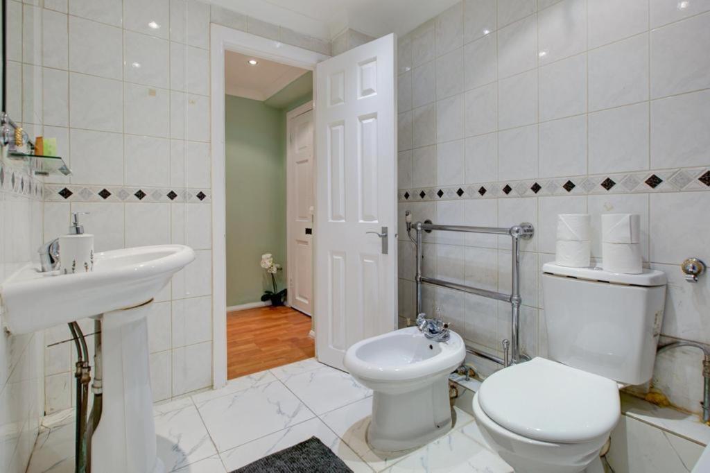 Marble Arch 2 Bedroom * Londen