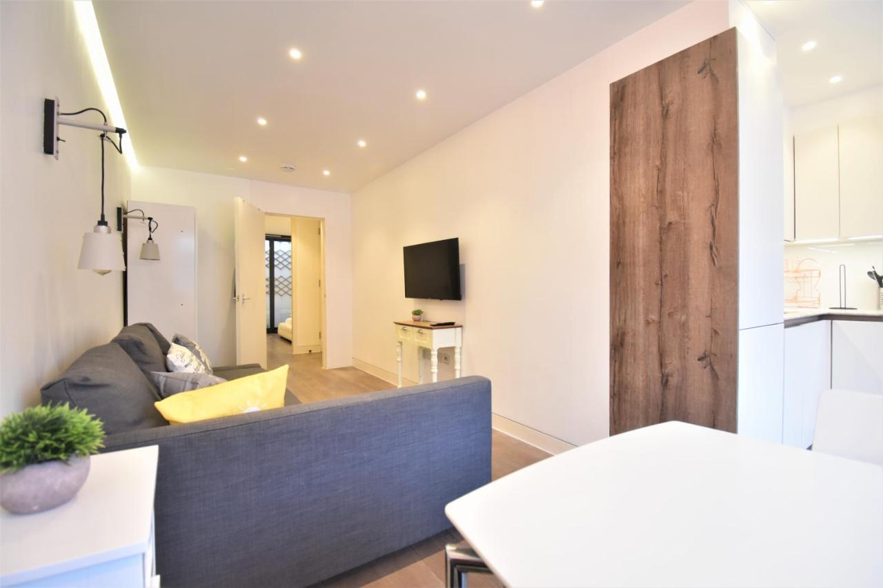 Apartment Stunning Apartment, Shirland Mews London