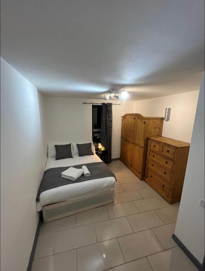 Apartment New Build 5 Bedroom In Hackney. Central London