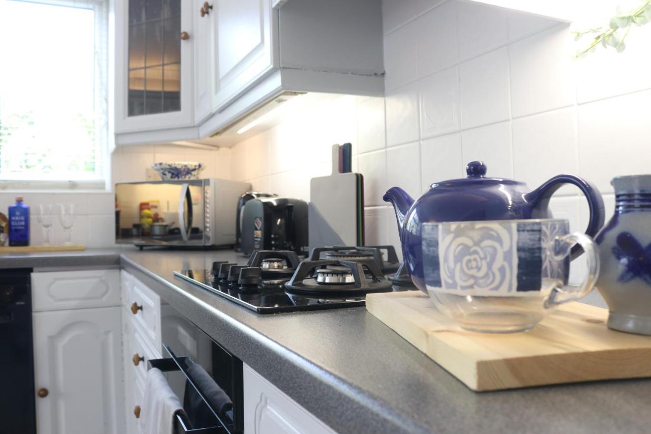 Inviting You To Your From 10 Minutes From Stratford Westfield * Londen