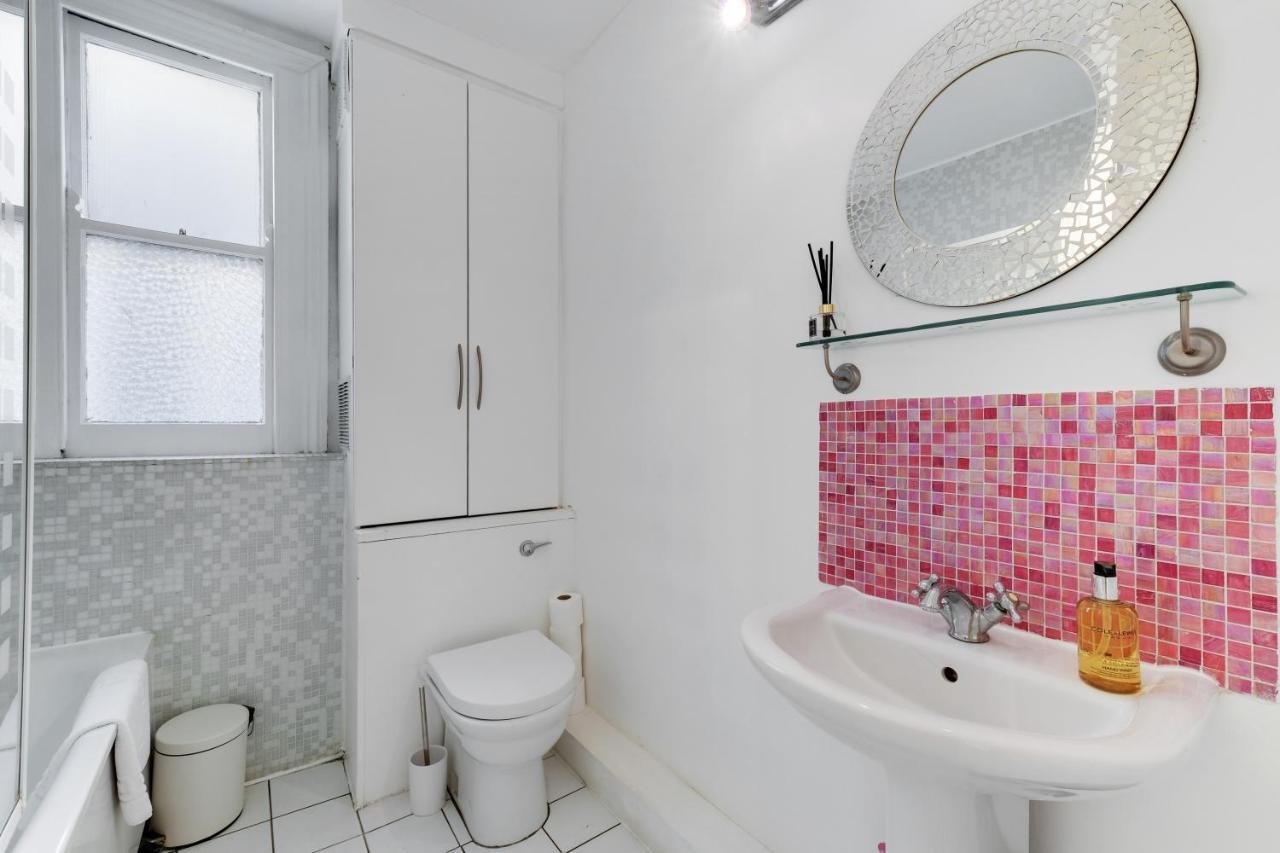 Mirabel Two Bedrooms, One Bath, Fulham Sw6 By Mdps Appartement Londen