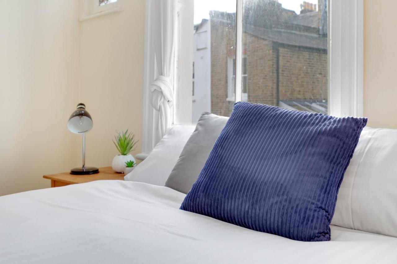 Mirabel Two Bedrooms, One Bath, Fulham Sw6 By Mdps * Londen