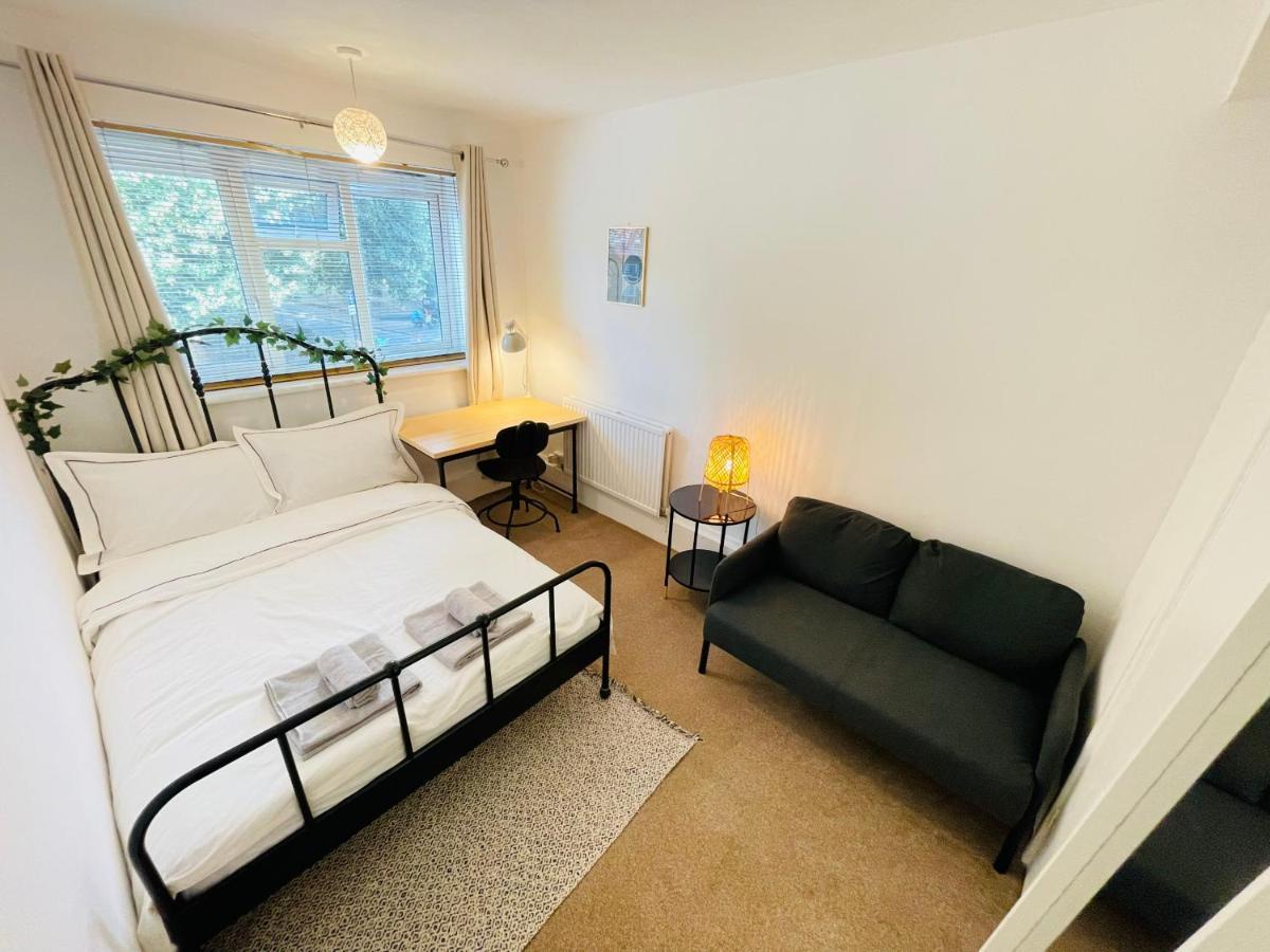 Greenwich By Sleepy Apartment *