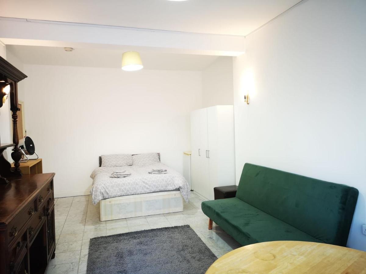 Accommodatie bij particulieren Large Spacious In Zone 2 Londen