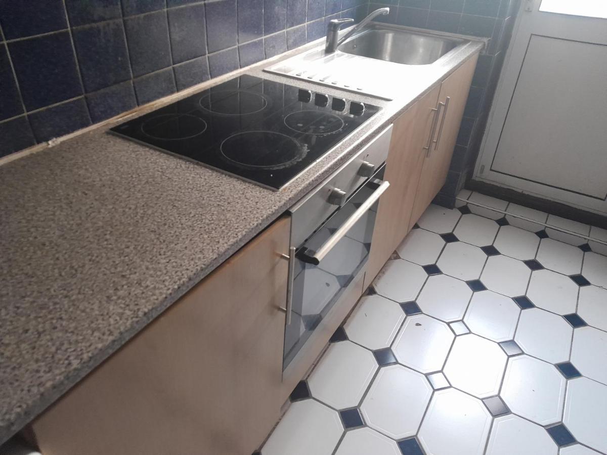 Lovely 1-bed Studio In * Londen