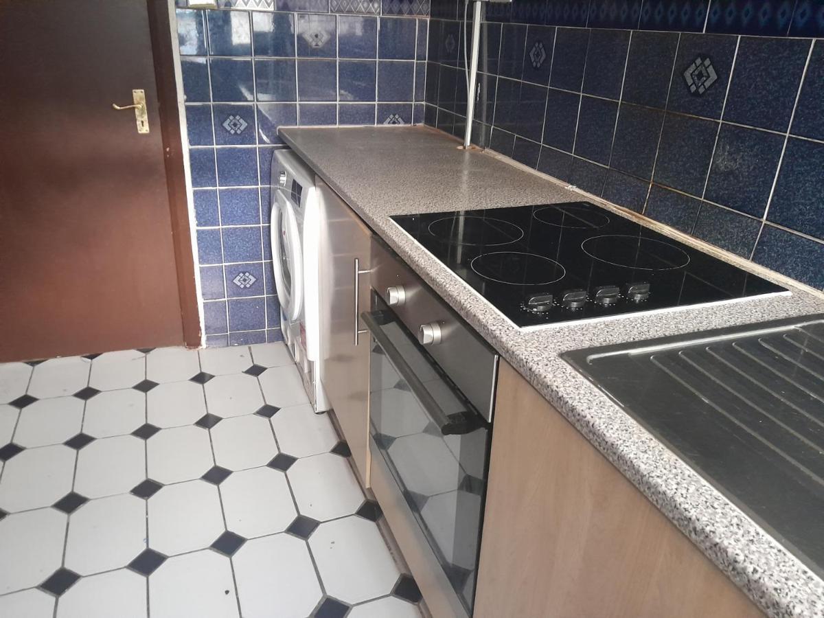 Lovely 1-bed Studio In Appartement