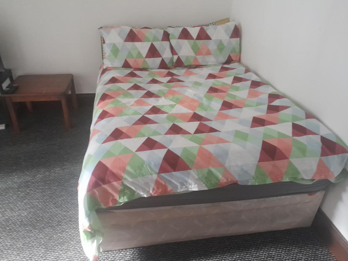 Appartement Lovely 1-bed Studio In *