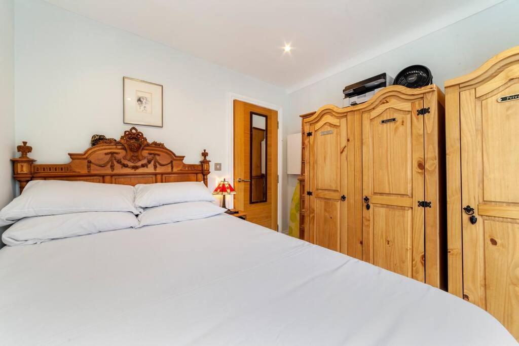 Outstanding Antique 1br Flat In Soho Apartment London
