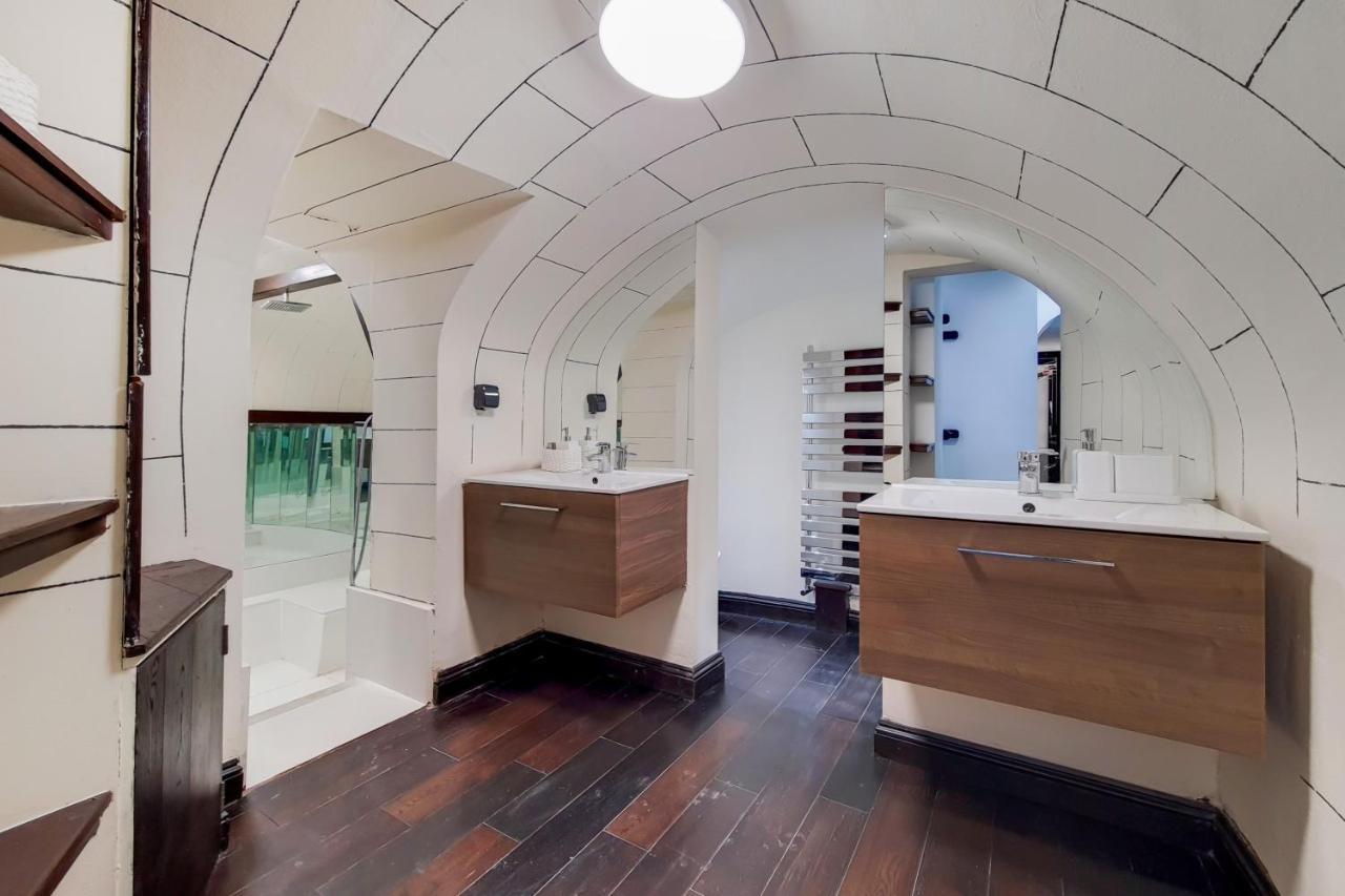 Apartment The Lyall Residences London