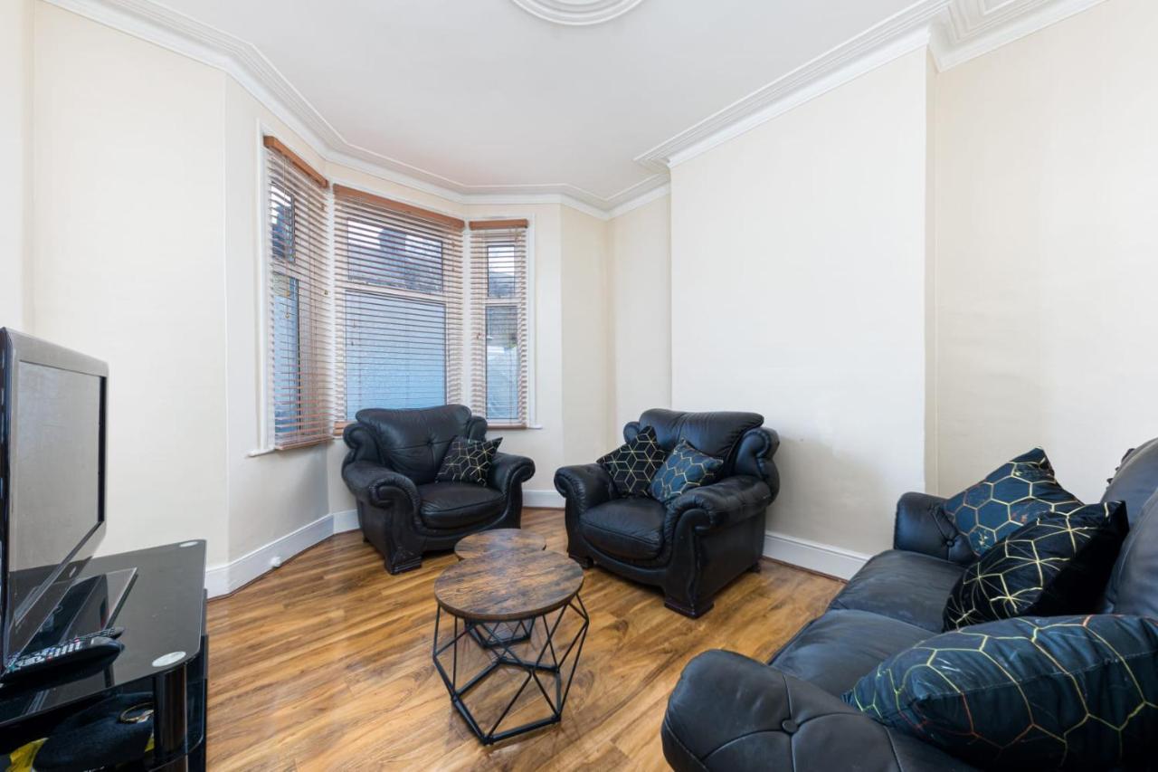 Holiday home Cozy 4 Bedroom In Hackney,