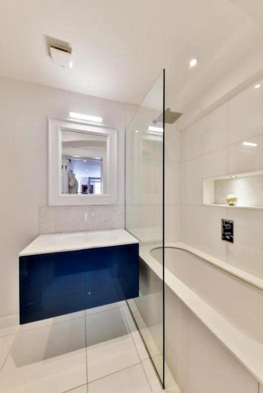 Very Bright Four Bedroom Flat Apartment London