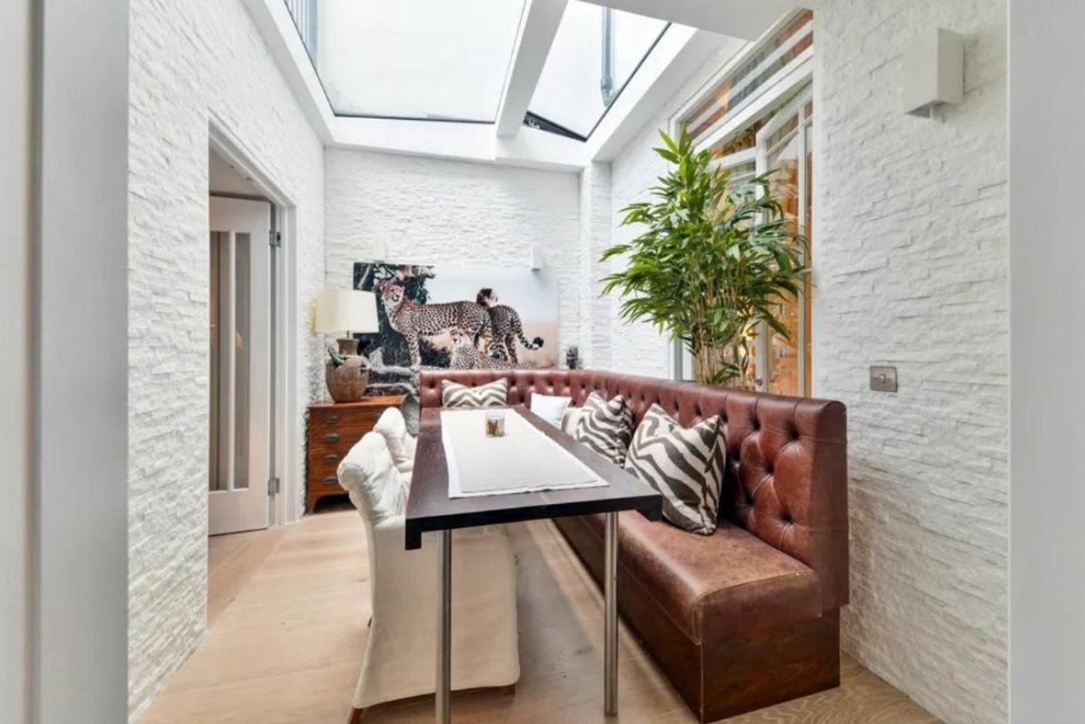 Very Bright Four Bedroom Flat Apartment