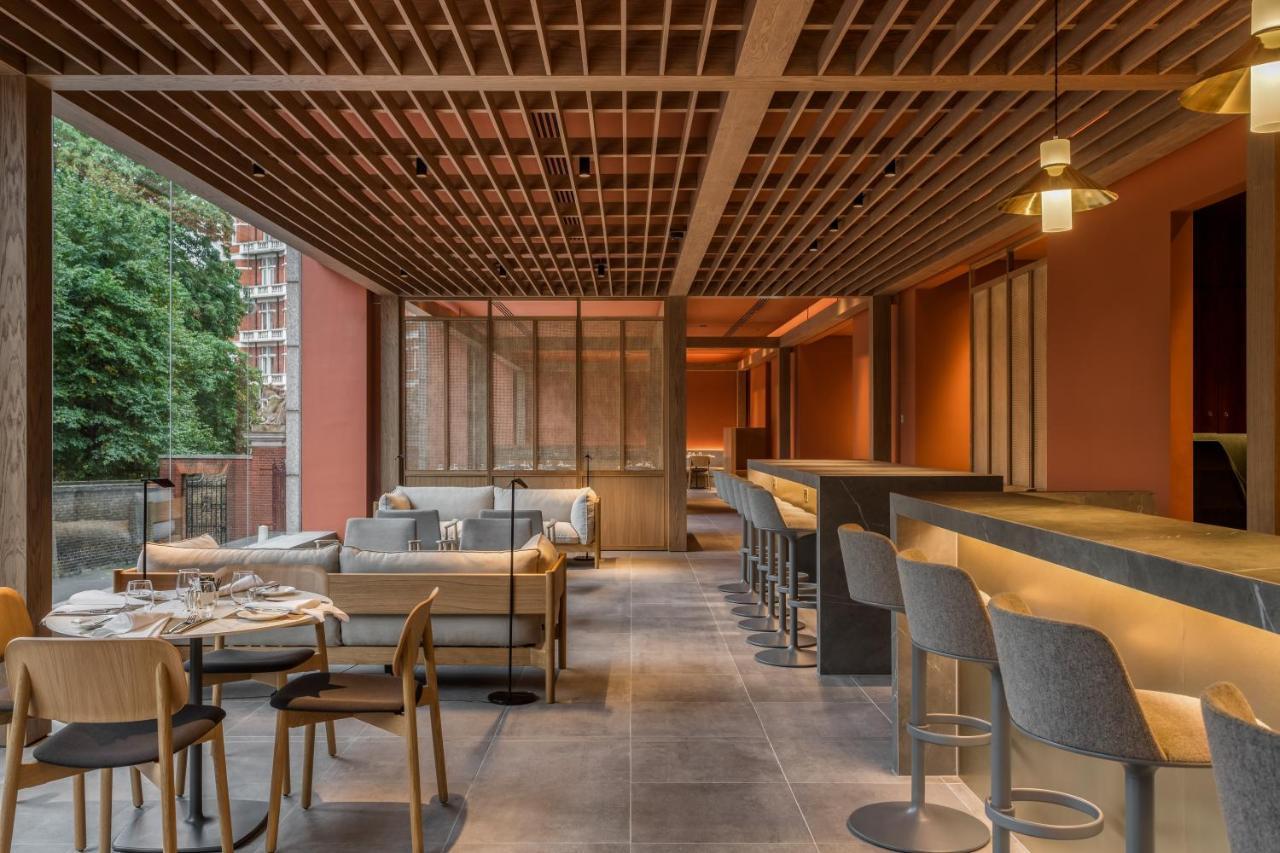 Royal Garden 5* London
