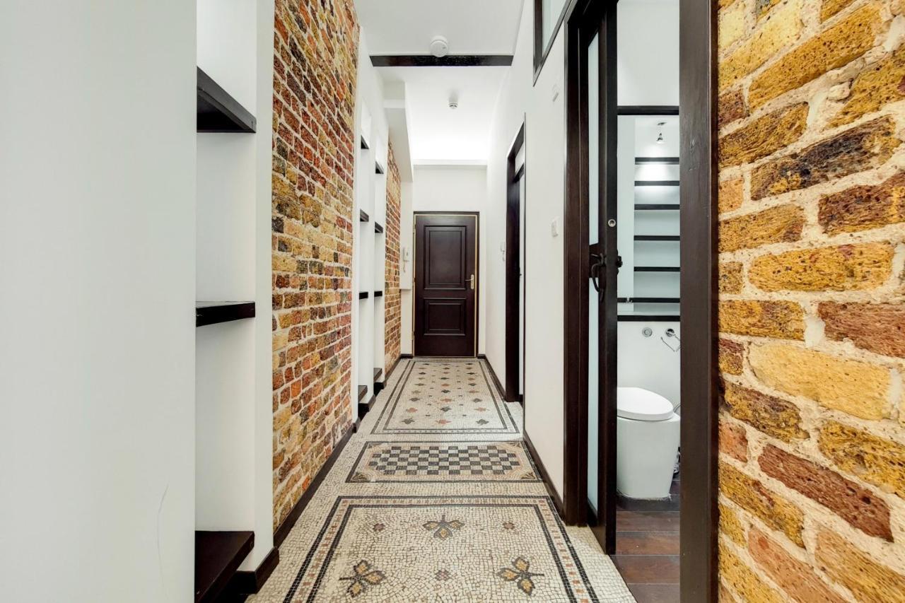 The Lyall Residences Apartment